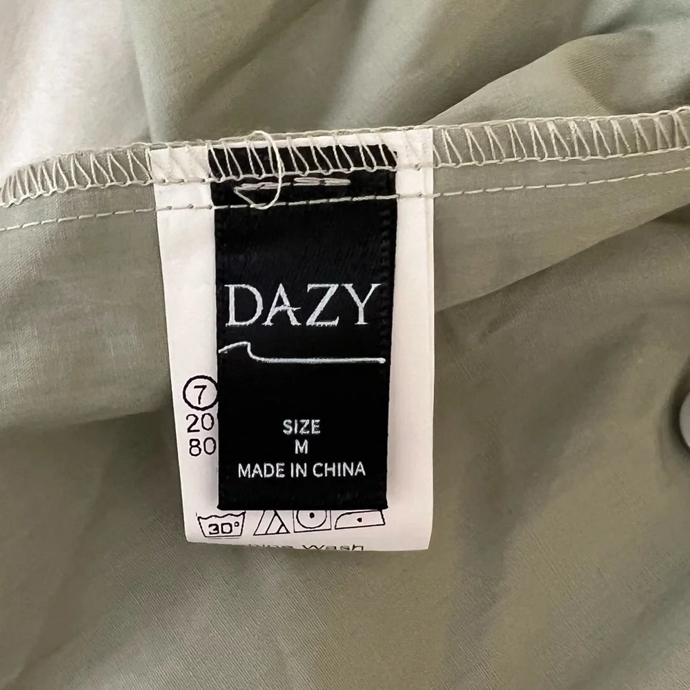 Slimming button down - Picture 5 of 6